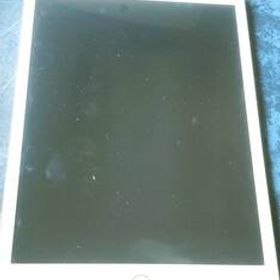 【美品】iPad mini3 16GB 充電100%出来ません