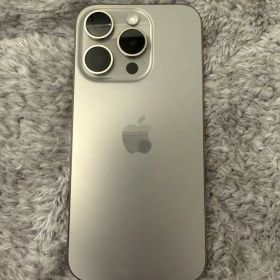 Apple iPhone 15Pro 128GBナチュラルチタニウム