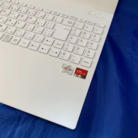 美品 Athlon Silver搭載 NEC ノートパソコン LAVIE N15