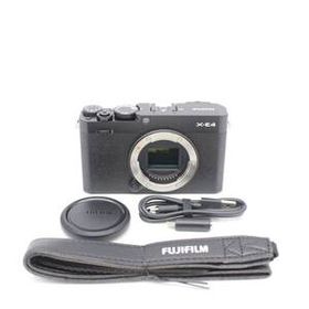 アイカップに少し傷がありますが外観は新品のようなコンディションで■極上品■ FUJIFILM X-E4 ボディ ブラック