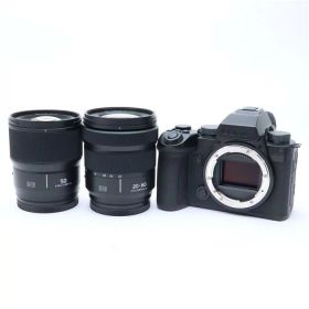 【中古】 《良品》 Panasonic LUMIX S5IIX ダブルレンズキット DC-S5M2XW ブラック 【ズームレンズ新品交換修理/各部点検済】 [ デジタルカメラ ]