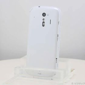 ソフマップ 〔中古品〕 らくらくスマートフォン 32GB ホワイト F-42A docomoロック解除SIMフリー【295】