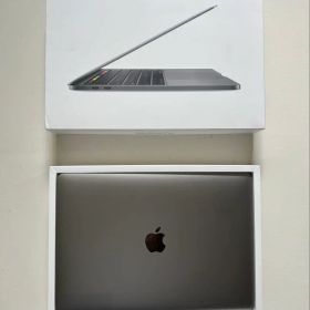 MacBook Pro 2020 13インチ8GB 512GB