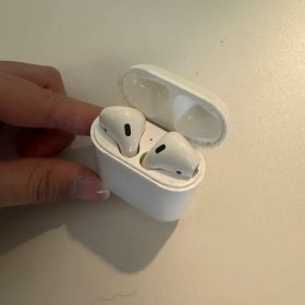 Apple AirPods 第二世代 本体