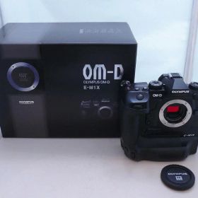 オリンパス OLYMPUS ミラーレス一眼カメラ ボディ フォーサーズ OM-D E-M1X 【中古】
