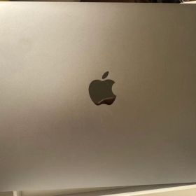 Apple MacBook intel 2020 512GB 本体