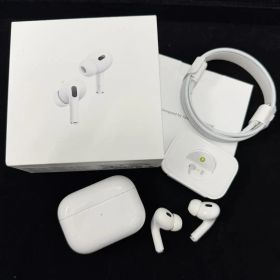 美品 Apple AirPods Pro 第2世代 エアポッズプロ 箱 ケーブル
