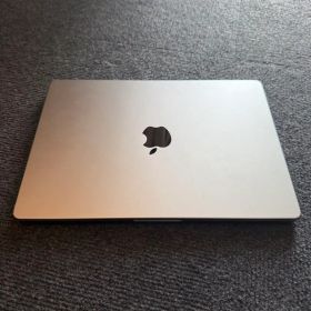 MacBook Pro 14インチ M3 8G 1TBストレージ