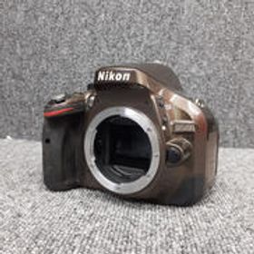 フィルム一眼レフ D5200 NIKON