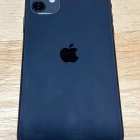 Apple iPhone 11 ブラック 本体