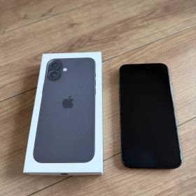 【極美品】Apple iPhone 16 Plus ブラック 128GB