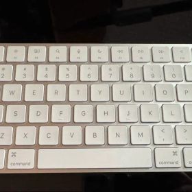 中古美品箱無しApple Magic Keyboard Touch ID