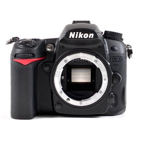 【在庫一掃】 ニコン D7000 ボディ ［ジャンク品］ 中古(デジタル一眼)