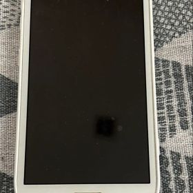 docomo F-06F ホワイト