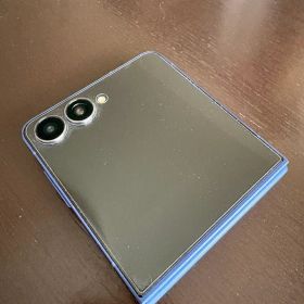 国内版Galaxy Z Flip7 (SIMフリー) 256GB ブルーシャドウ