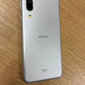 AQUOS android SHARP SHV48 シルバー 本体
