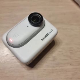 Insta360 GO 3 64GB ホワイト 本体のみ 訳あり