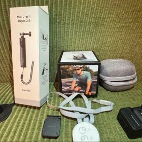 Insta360 GO Ultra 本体と付属品セット