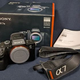 SONY α7 Ⅲ ボディのみ(元箱・ストラップ付属)