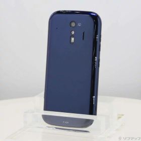 【中古】FUJITSU(富士通） らくらくスマートフォン 32GB ネイビー F-42A docomoロック解除SIMフリー 【368-ud】