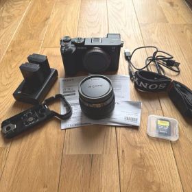 SONYα7C II ILCE-7CM2Lズームレンズキット 64Gメモリー付き