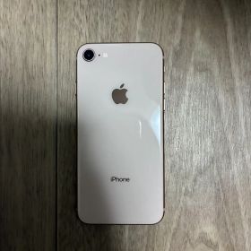iPhone 8のメイン画像