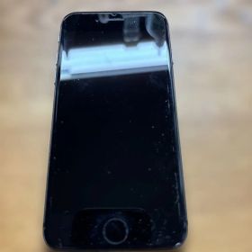 iPhone 8のメイン画像