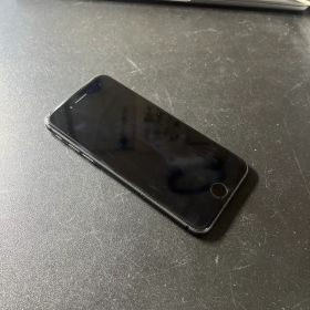 iPhone 8 スペースグレイ 本体