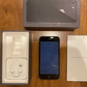 Apple iPhone 8 64GB SIMフリー