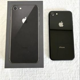 (美品)iPhone 8 ケース4個付き スペースグレイ64GB simフリー