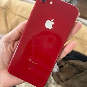 iPhone8 64gb レッド バッテリー残77%