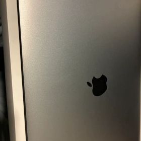 MacBook Pro 13インチ M2 2022
