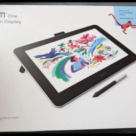 wacom one 13.3本体セット DTC133W0D 市販対応専用ペン付