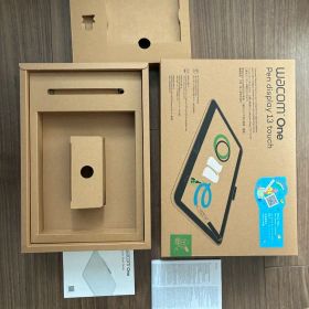 Wacom One Pen Display 13 Touch 本体