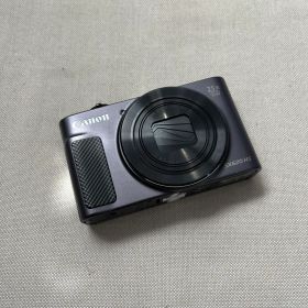 Canon PowerShot SX620 HS 本体と付属品