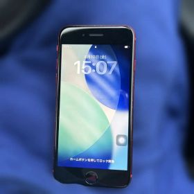 【送料込】Apple iPhone SE (第2世代)