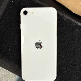 Apple iPhone SE 本体