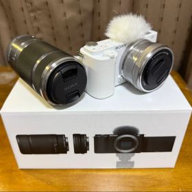 SONY VLOGCAM ZV-E10デジタル一眼レフ ホワイト 2本レンズ付き