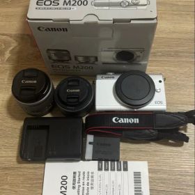 Canon EOS M200 ミラーレスカメラ ダブルズームキット