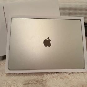 macbook air m3 15インチ 8G 512GB