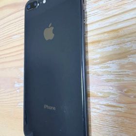 iPhone 8 Plus 64G スペースグレイ