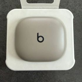 Powerbeats Fit ワイヤレスワークアウトイヤホン グラベルグレイ