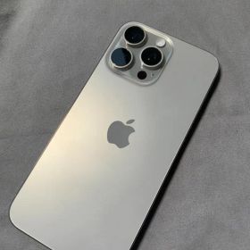 iPhone 15 Pro Max 512GBナチュラルチタニウム