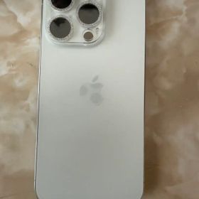 Apple iPhone 15 Pro 本体 1TB SIMフリー美品