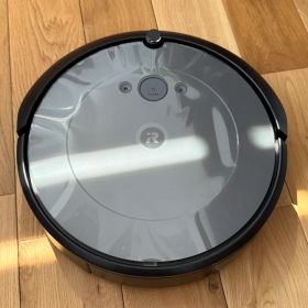 ルンバ i3（RVD-Y1）動作確認済み／初期化済み／フィルター新品／即発送