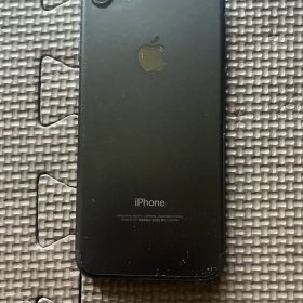 iPhone 7 ブラック 本体