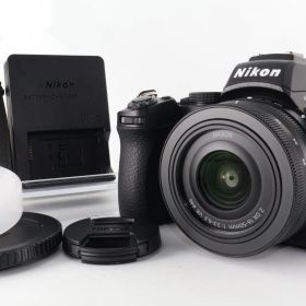 《 ショット数 302回》Nikon ミラーレス一眼カメラ Z50 レンズキット NIKKOR Z DX 16-50mm f/3.5-6.3 VR付属 Z50LK16-50 ブラック