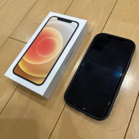 iPhone 12 ホワイト 本体 + 充電ケーブル + ケース