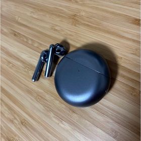 ファーウェイ(HUAWEI)のHUAWEI FreeBuds 4 完全ワイヤレスイヤホン(ヘッドフォン/イヤフォン)