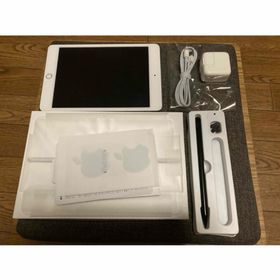 アイパッド(iPad)のiPad mini5 64GB Wi-Fiモデル シルバー 付属品多数 第5世代(タブレット)